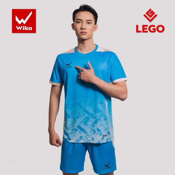 Mẫu áo bóng đá Wika LEGO màu xanh ngọc tươi mới, thiết kế độc đáo.