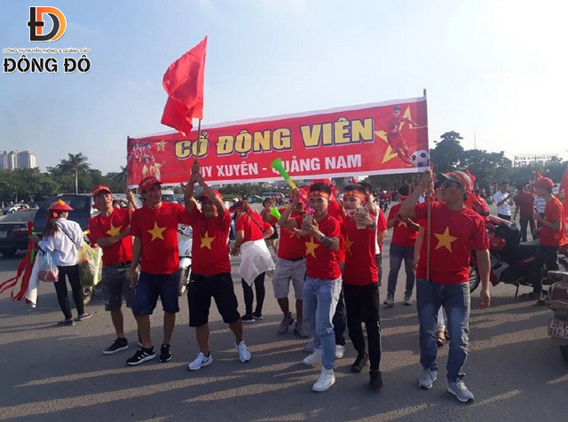 Mẫu banner cổ vũ bóng đá đẹp khẩu hiệu cổ vũ hội thi đơn giản