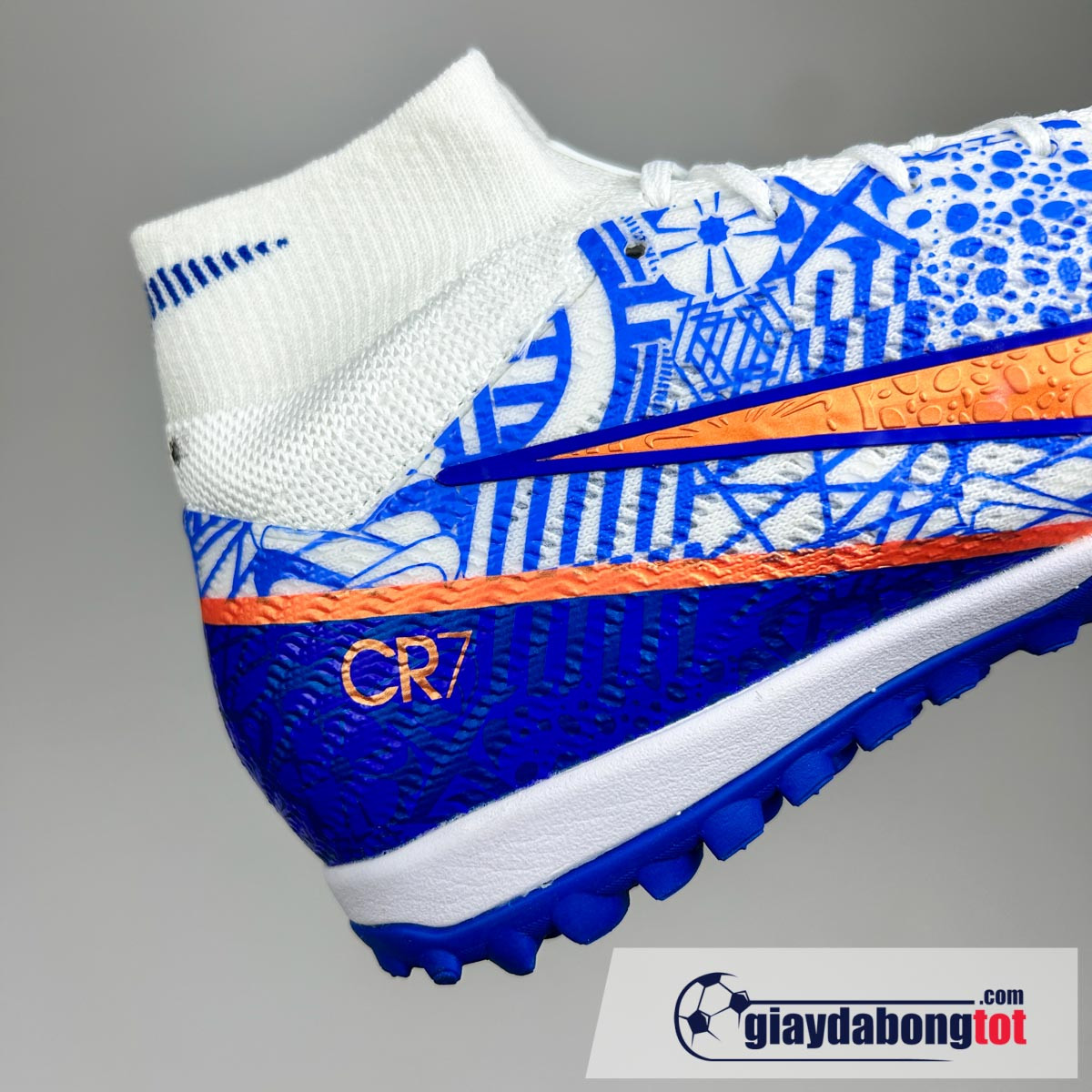 Mẫu giày Nike trẻ em đá bóng Mercurial Superfly 9 Elite TF lấy cảm hứng từ CR7