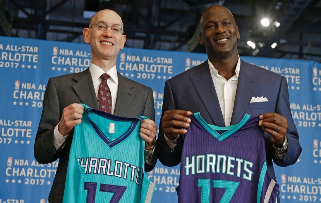 Michael Jordan trong vai trò chủ sở hữu Charlotte Hornets