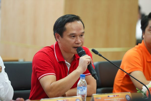 Ông Vũ Văn Lân, Giám đốc Rapido Việt Nam, phát biểu về sự đồng hành tại giải bóng chuyền nữ quốc tế VTV Cup 2023.
