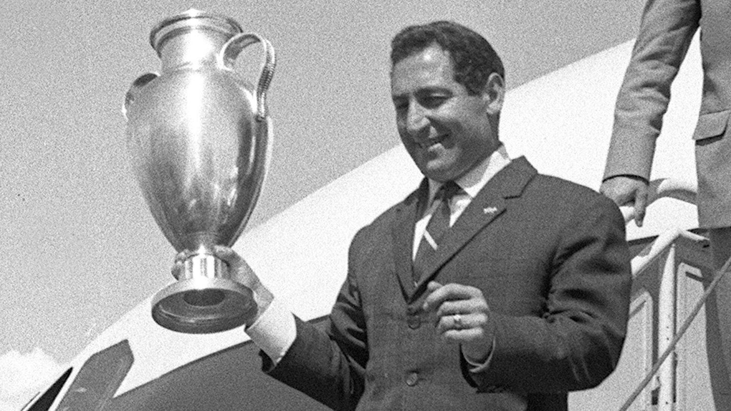 Paco Gento, huyền thoại Real Madrid, cầu thủ nhiều lần vô địch nhất Cúp C1