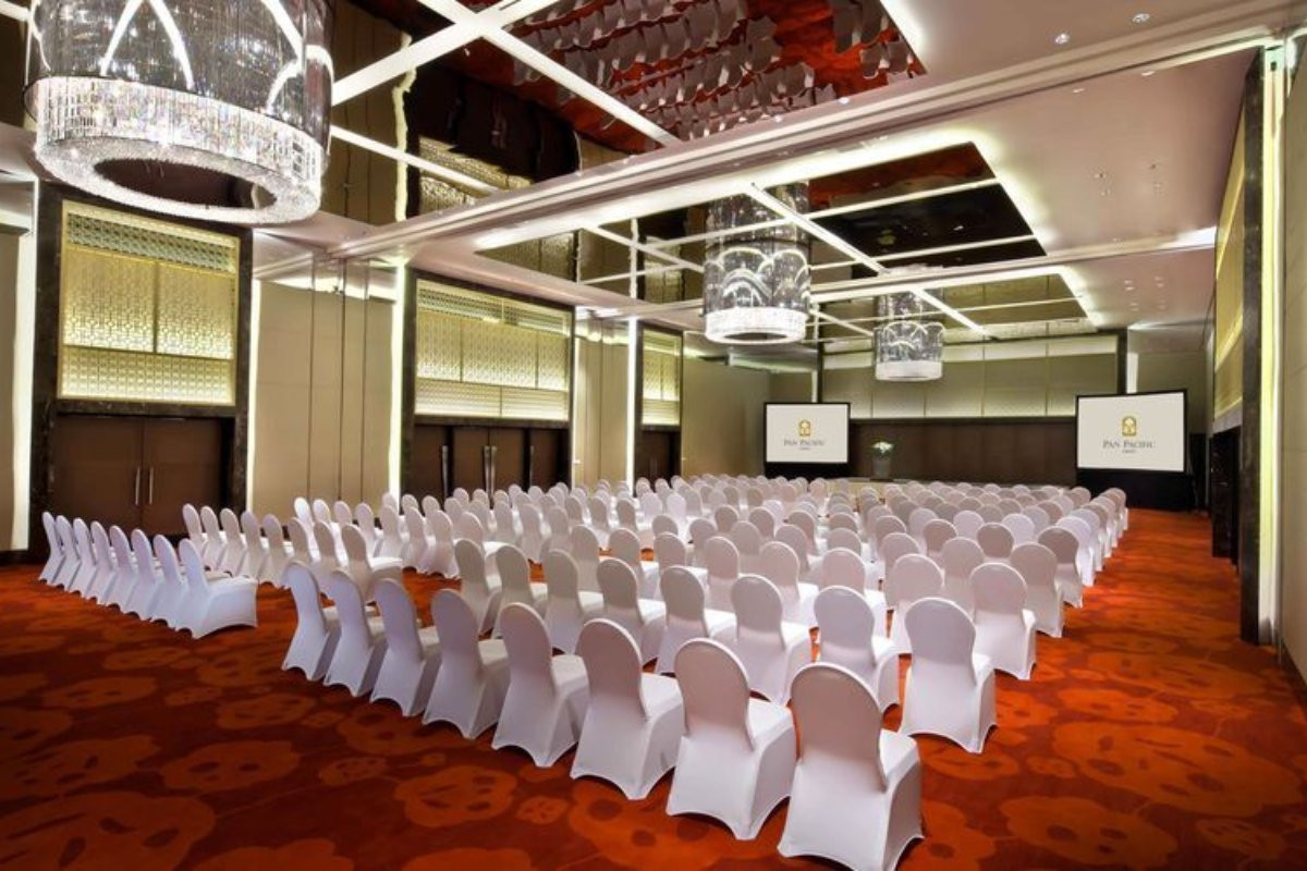 Phòng họp báo sang trọng tại Pan Pacific Hanoi