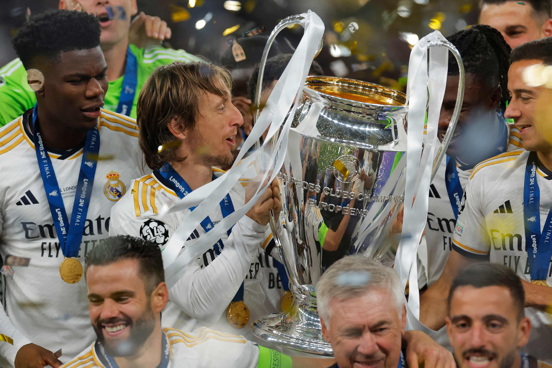 Real Madrid ăn mừng chức vô địch Champions League, khẳng định vị thế đội bóng vô địch nhiều nhất