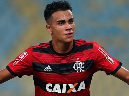 Reinier Jesus Carvalho, một thần đồng bóng đá Brazil, trên sân tập của Real Madrid.