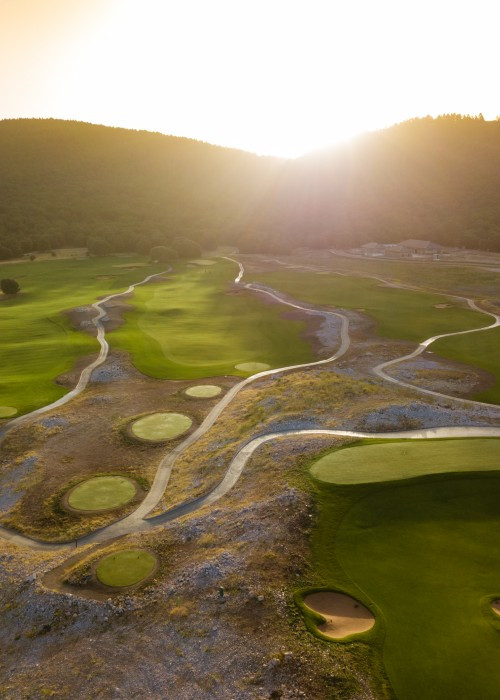 Sân golf xanh mát tại Morocco, minh chứng cho sự phát triển thể thao đa dạng bên cạnh bóng đá