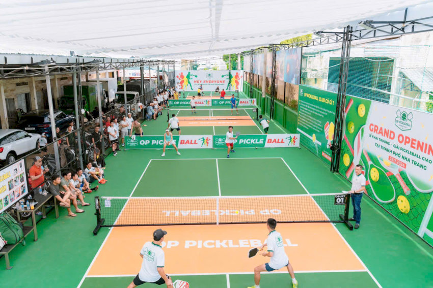 Sân OP Pickleball Nha Trang hiện đại, nơi tổ chức nhiều giải đấu quy mô lớn