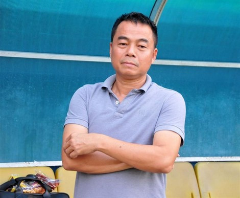 Trần Tiến Đại, một trong những môi giới cầu thủ hàng đầu Việt Nam, với vai trò quan trọng trong thị trường chuyển nhượng bóng đá