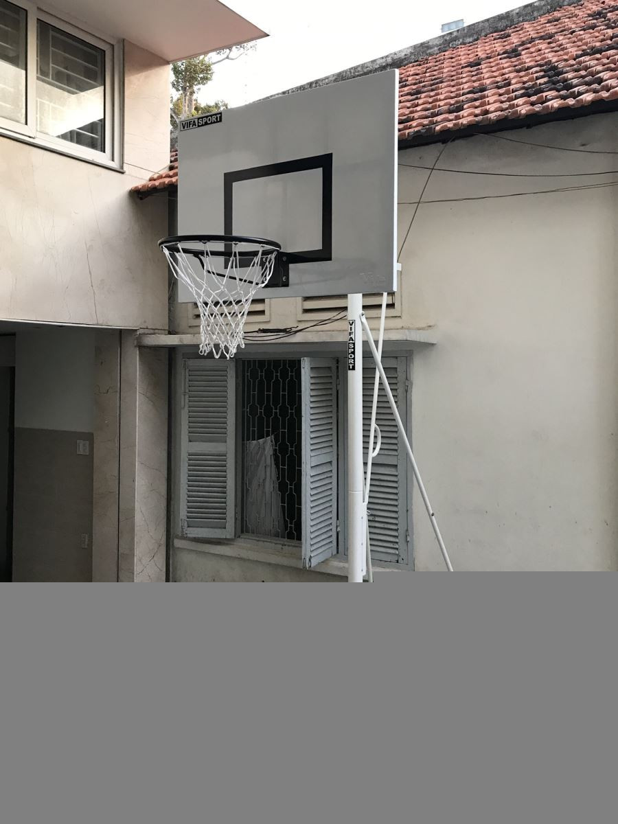 Trụ bóng rổ gia đình di động đối trọng cát
