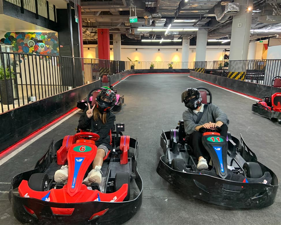 Trải nghiệm đường đua VS Racing với xe điện mini tại Aeon Mall Hà Đông