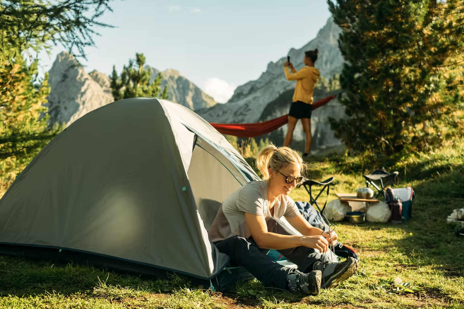 Trang bị dụng cụ cắm trại chất lượng với Decathlon giúp chuyến đi glamping thêm hoàn hảo
