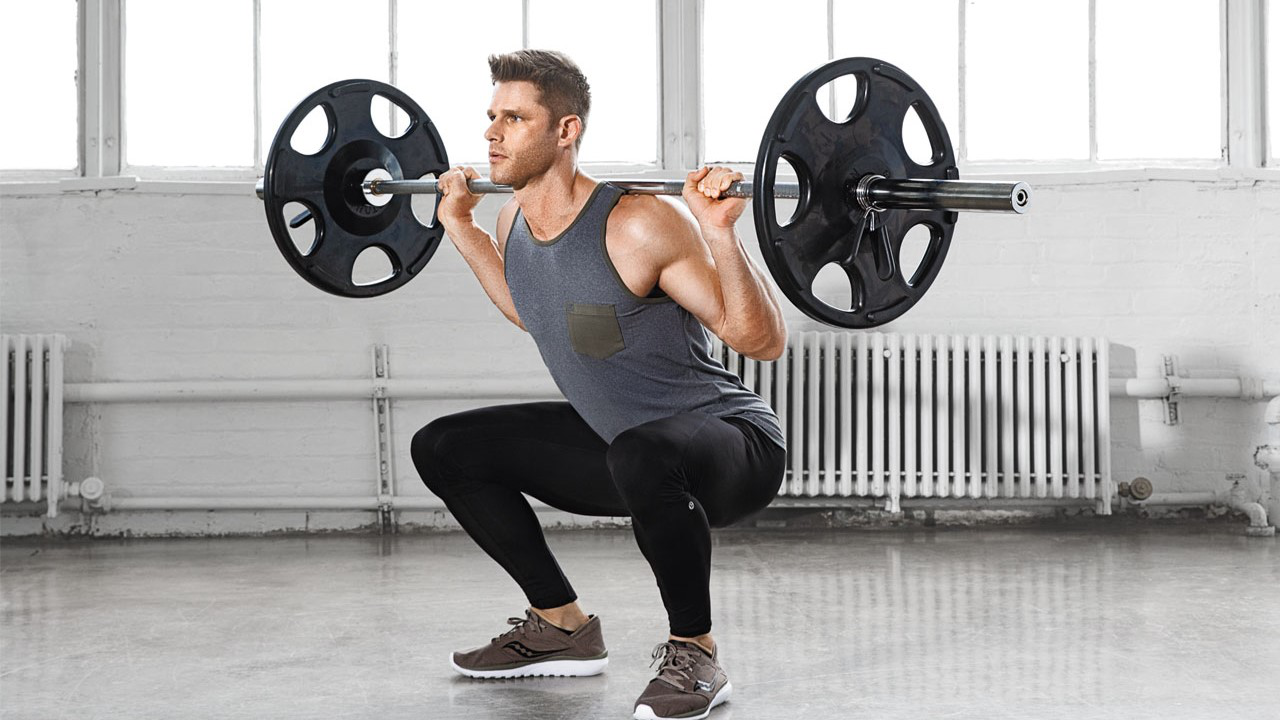 Barbell Squat gánh tạ phát triển toàn diện các nhóm cơ chân