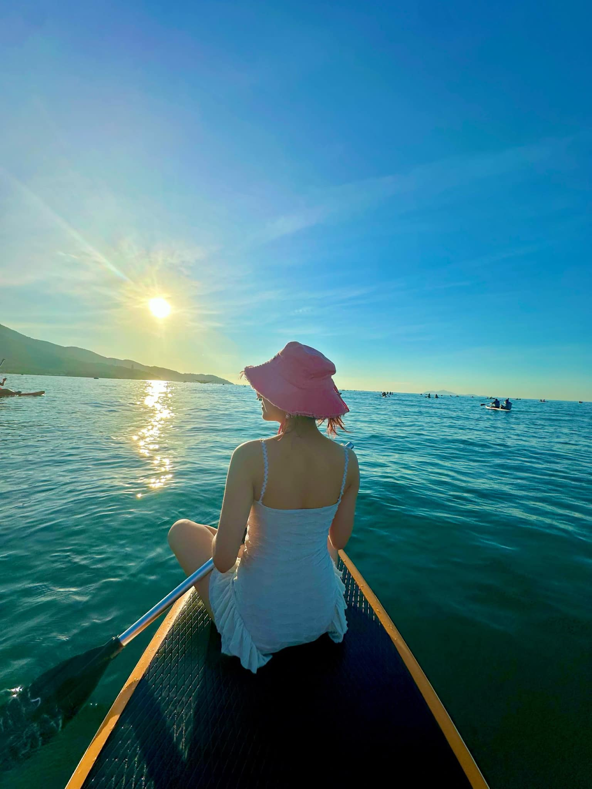 Với AQUA SUP, bạn sẽ được mang về những tấm hình sống ảo cực đẹp sau khi thuê SUP Đà Nẵng