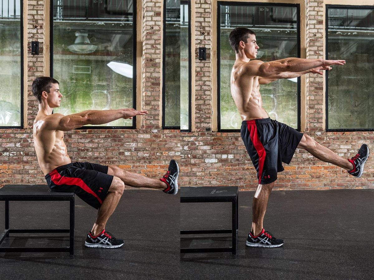 Vận động viên thực hiện bài tập Squat một chân, tập trung vào tăng cường sức mạnh và sự cân bằng cho từng chi