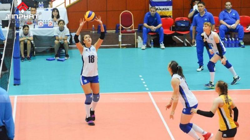 Vị trí chuyền 2 trong bóng chuyền: Người điều phối tấn công và kiến tạo cơ hội ghi điểm