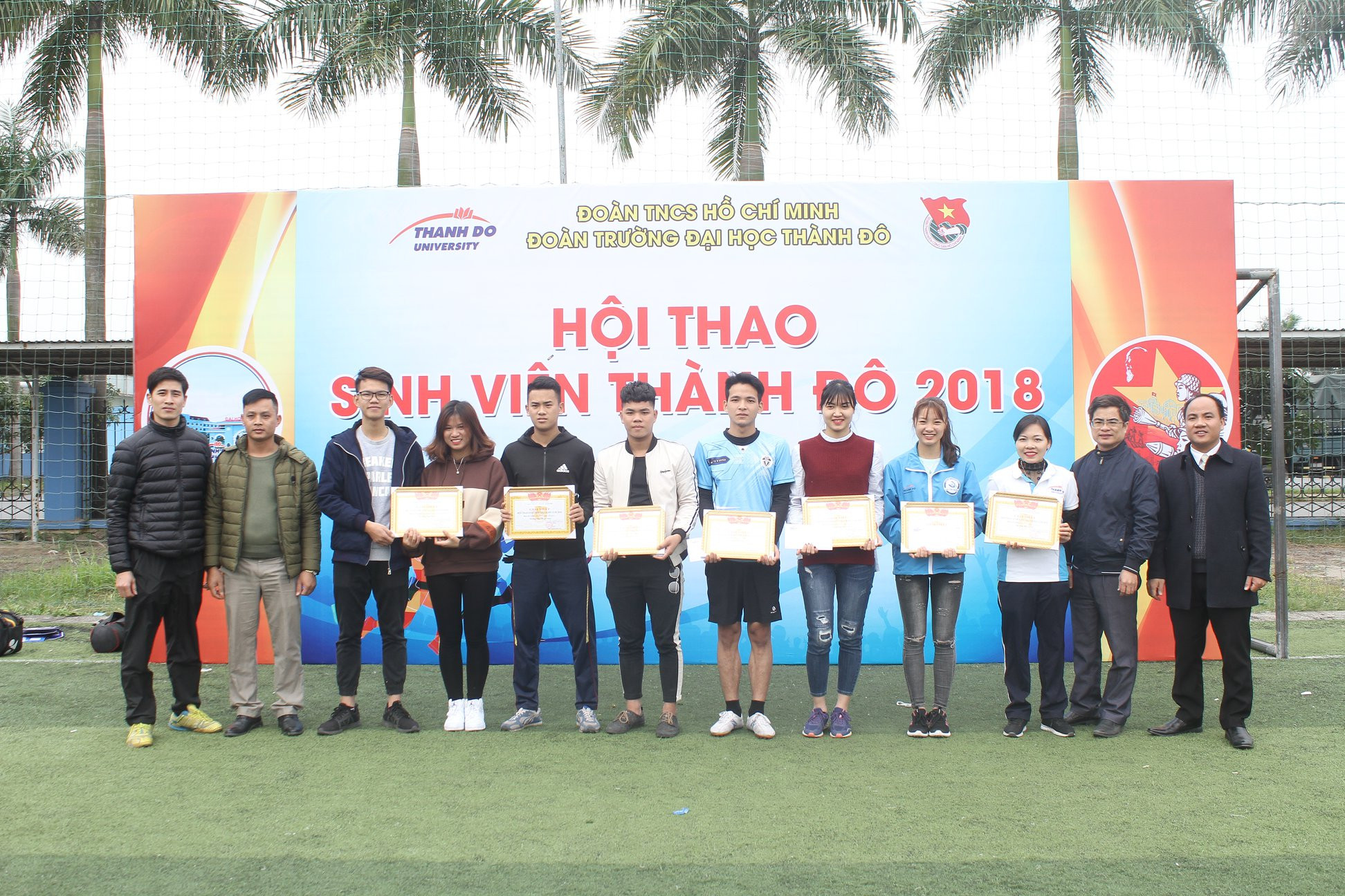 Vinh danh đội vô địch Hội thao Sinh viên, động lực cho sự phát triển của câu lạc bộ bóng đá Thành Đô Dung Thành